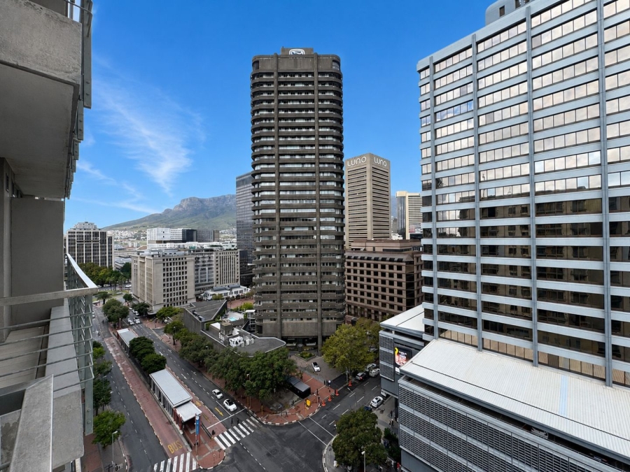 2 Bedroom Property for Sale in Cape Town City Centre Western Cape